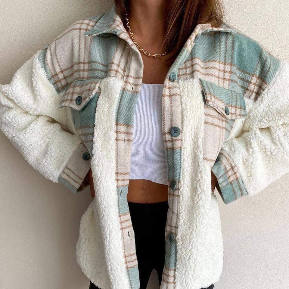 Galboutiquenac's tweet photo. I literally can’t hold back showing y’all the amazing items coming in 🤩🤩 https://t.co/SsCmpWuA6E