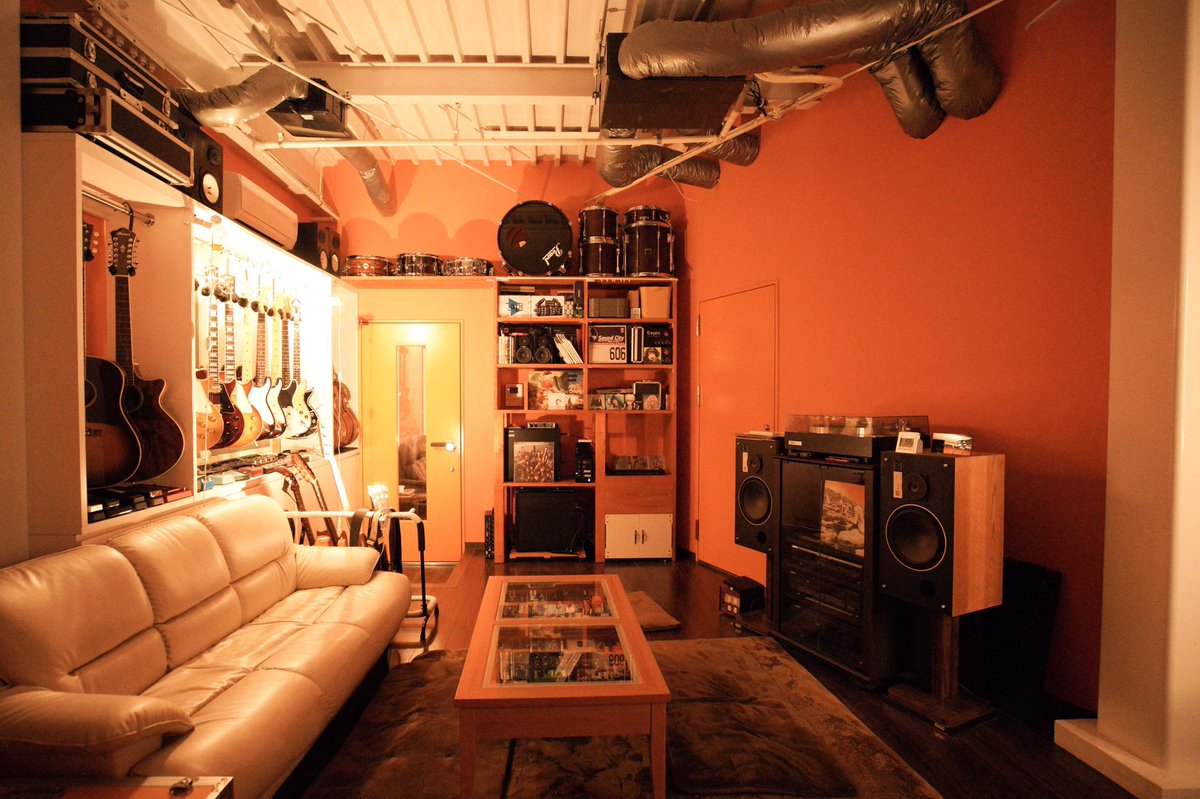 臼井ミトン Pa Twitter 楽器ってほんとに何するにも手間かかり過ぎよな うちも地下のトランクルームに楽器ケース置いてたらカビまくったし 臼井ミトン Pa Twitter 楽器ってほんとに何するにも手間かかり過ぎよな うちも地下のトランクルームに楽器ケース置いてたらカビまくったし