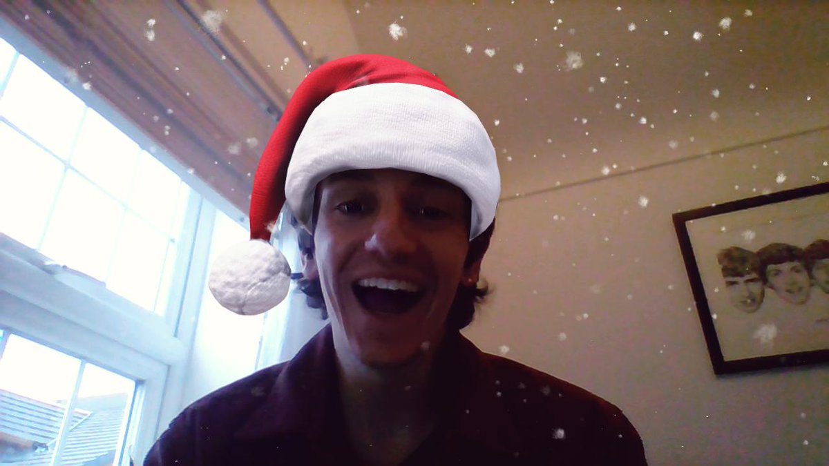 tvsJoshWH's tweet image. No excuse for @ClaireHouse #ChristmasHatDay - it's on ZOOM!

1. install this app lnkd.in/gVZe9cq
2. Search 'Christmas Hat' filters
3.Friday 4th December
4.Sign up here! 👉lnkd.in/gzvfzVZ