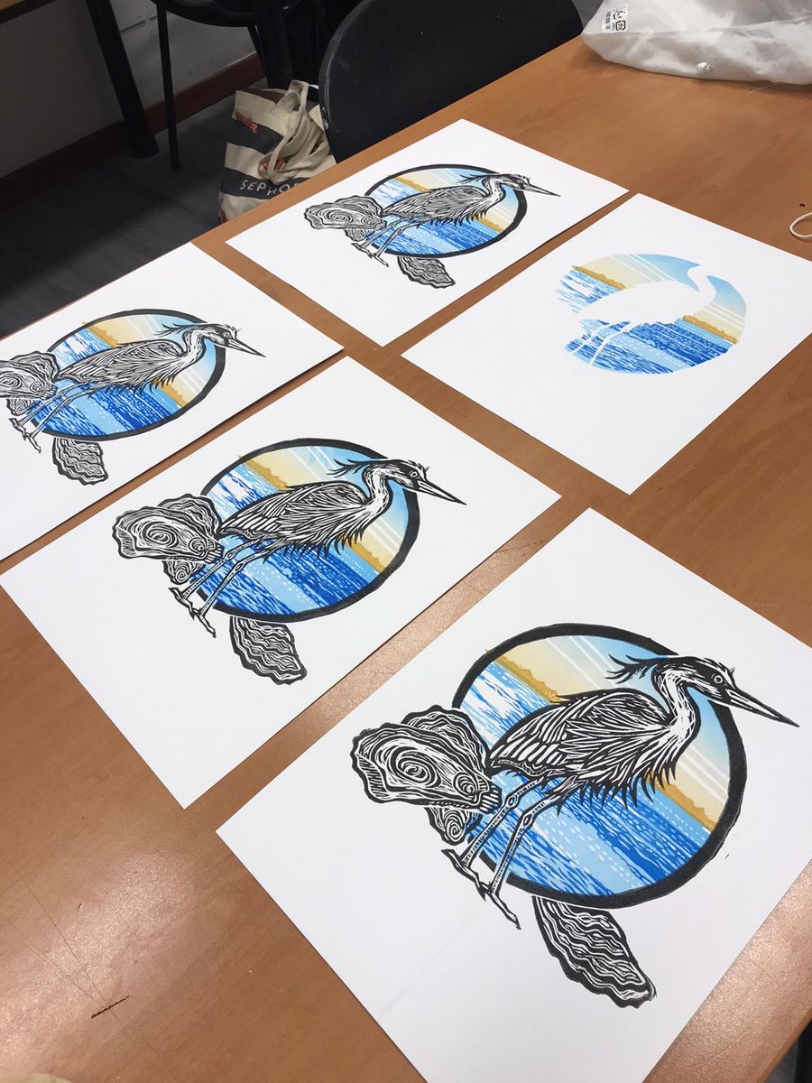 HoopersIsland's tweet image. Scenes from a studio: Heritage Heron prints coming to life in the hands of artist @Pennypackmo #oystertin #printmaking #greatblueheron hoopersisland.com/heritage-tin-4/