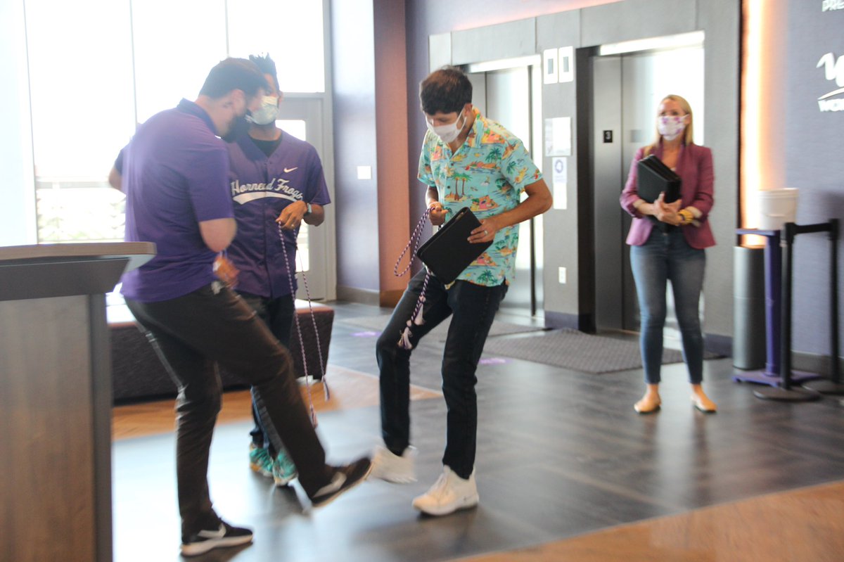 TCUDining's tweet image. This past weekend Housing hosted a RA luncheon. Dining was so glad to be apart of this. Although the hall directors and staff said their thank you’s - dining would also like to say thank you for all the students that helped us deliver the Isolation meals this semester.#tcuhousing