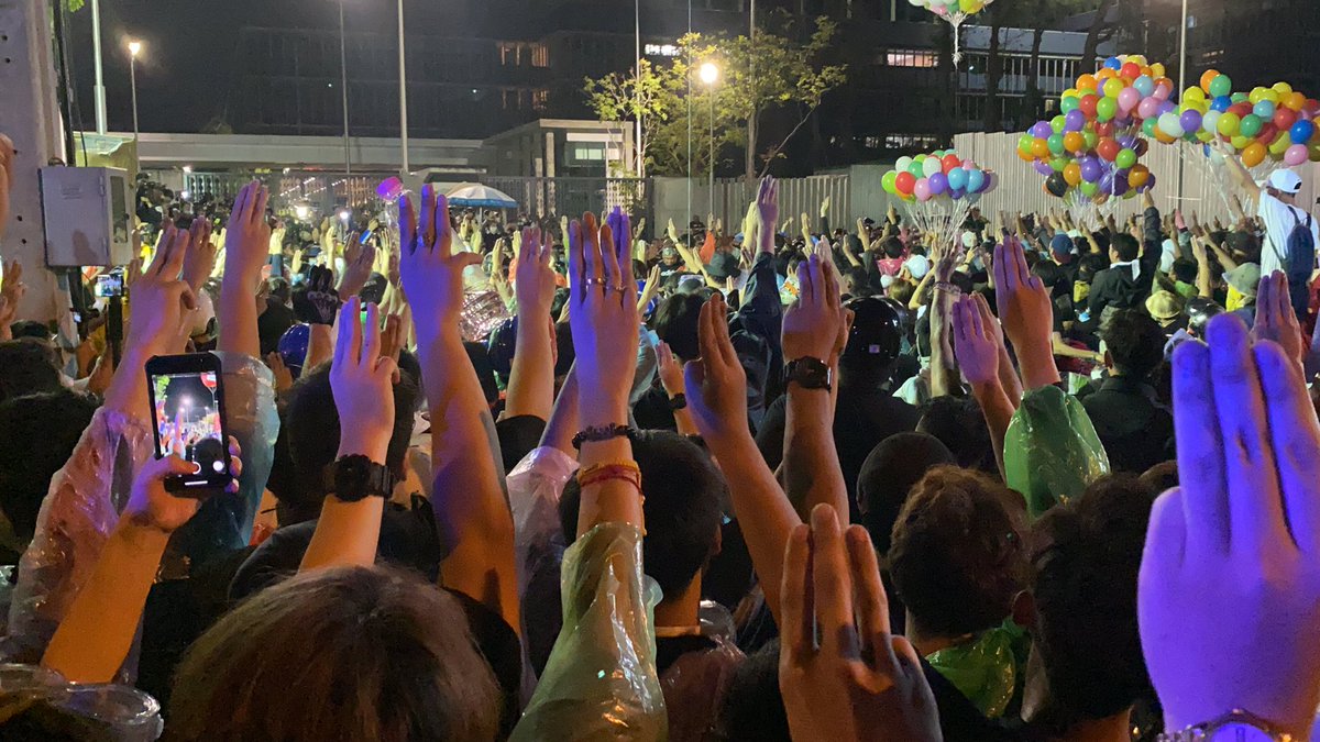 The defiance.  #ม็อบ17พฤศจิกา