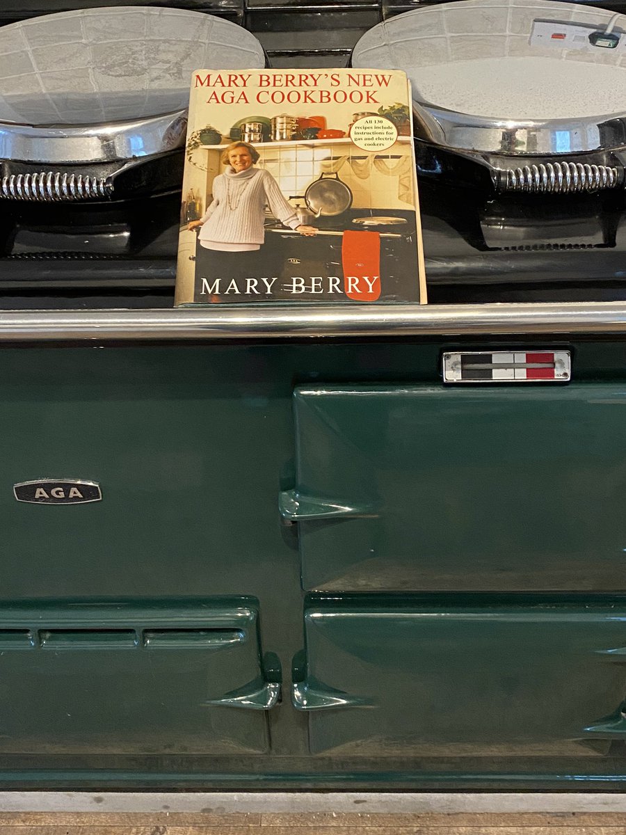fishsarah's tweet photo. @AGA_Official Dug our the lovely Mary B on a school night for a bit of FinSpiration #eatmorefish #discoverseafood Plumped on a bit of sole with squid risotto too. #supportourfishermen #buylocal @pesky_fish #brixhamfish https://t.co/Me5E6ddiIx