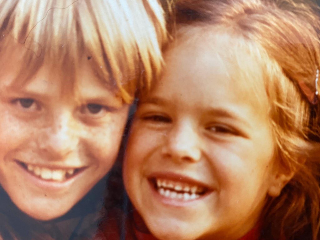 JanetFGallagher's tweet photo. My children when little. #HowBlessed #HowGorgeous - took their 'looks' from Hubby https://t.co/27tChr0ohr