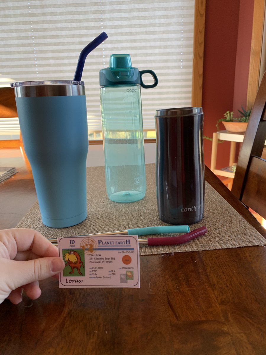 gkb508442apes's tweet photo. The Great Pacific Garbage Patch has about 80,000 tones of garbage in it. If we use reusable water bottles and straws instead of plastic one we can help reduce the number of plastics in our oceans!  #apeswater @franklinlorax https://t.co/dL8ZKAfvNR