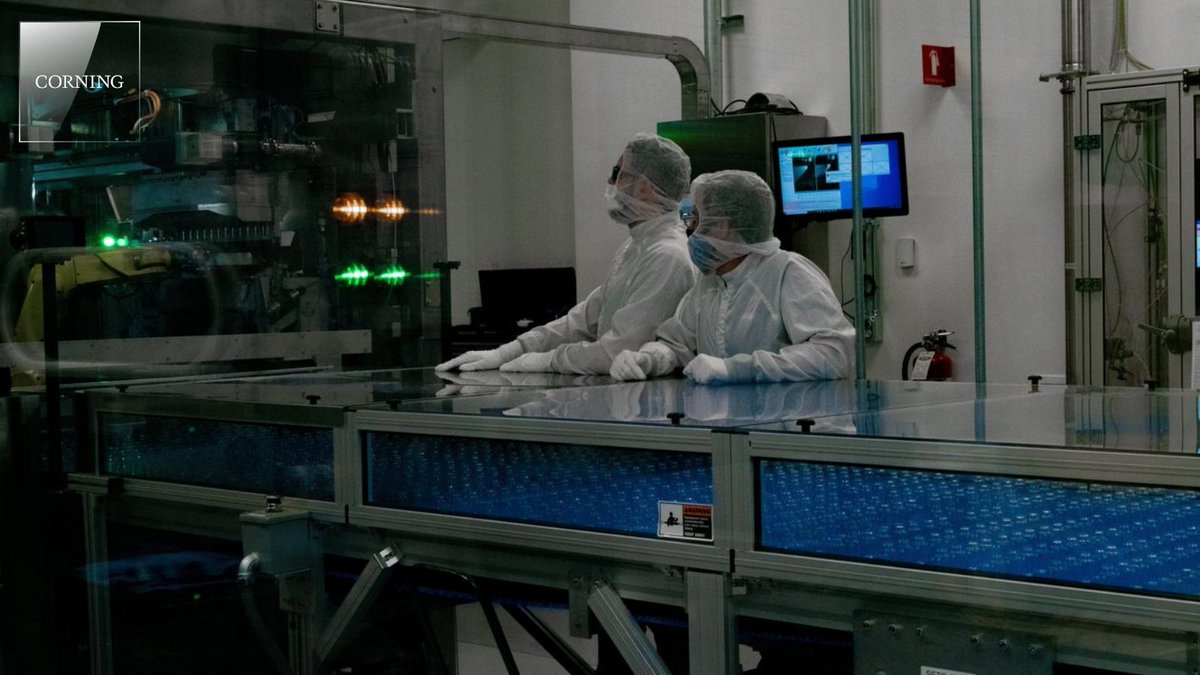 CorningTalent's tweet photo. Novel container from @Corning set to play important role in protecting vaccines from broken glass, impurities and cracks

Read here: https://t.co/22l7Q8Osx4 https://t.co/7fKL6C2rnU