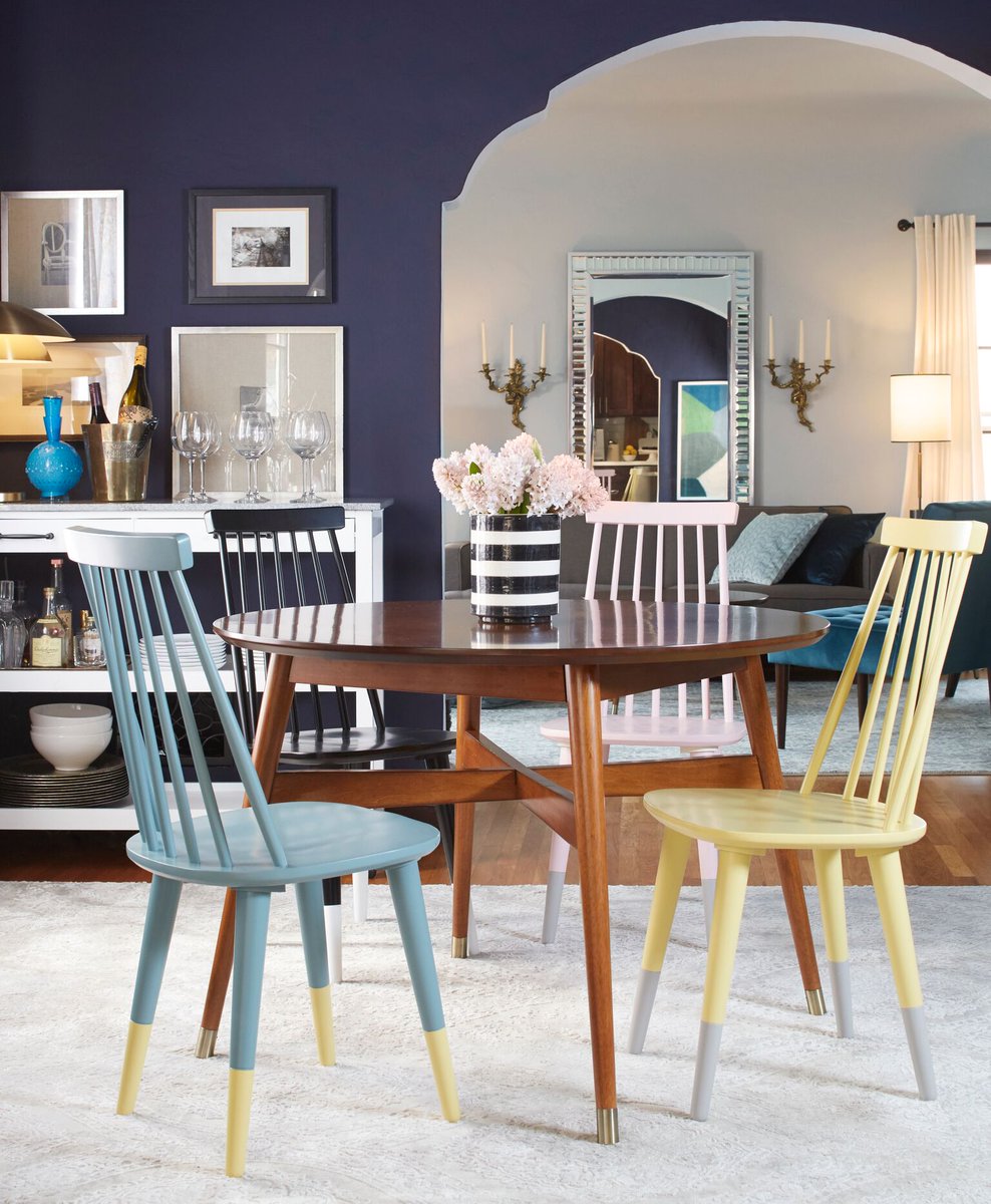 1) Number 1 fear from most of my design clients is, color. I'd have Succession, Logan Roy money if I possessed a nickel for every time I have heard "Ooooh, I'm scared of color." From a client standing in the middle of a beige on beige, on tan, on cream, on navajo white room...