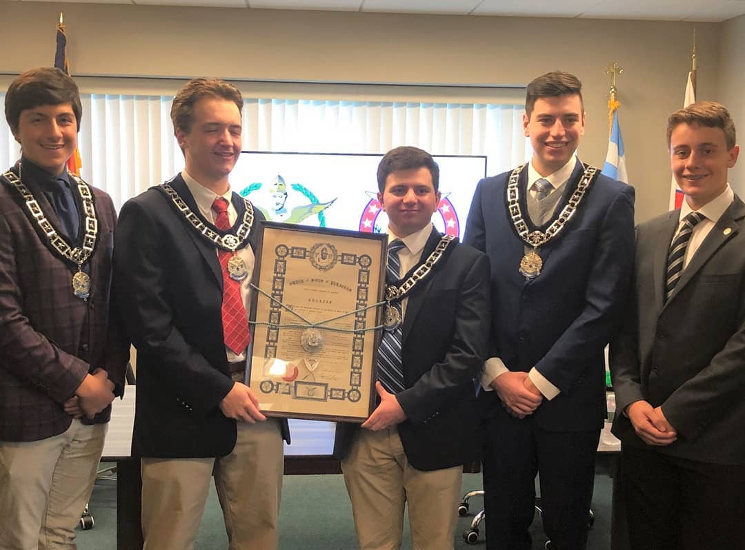 OrderOfAHEPA's tweet photo. Congratulations to the @SonsOf_Pericles on the reactivation of Boston HUB Chapter 27 last weekend! Welcome Brothers! Does your AHEPA Chapter sponsor a SOP Chapter? Find out how at https://t.co/Q49DwJNm2X #ahepafamily #ahepa #sonsofpericles https://t.co/Y0jJbXjUIA