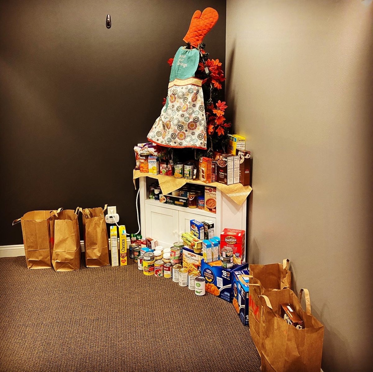 Count Your Blessings! Many in our community continue to struggle during this holiday season. The team at RCG is incredibly blessed and gave back by contributing to the @food4heartland. We are grateful for our giving team members! #gratitude #blessings #RCGHoliday