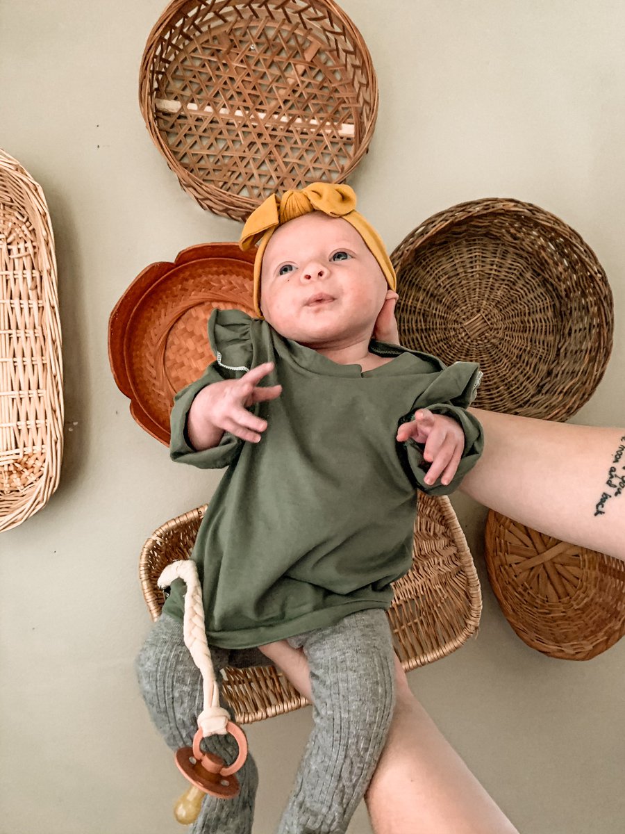 kaylodg's tweet photo. How did I make such a perfect baby!!! Happy one month little love 💗 https://t.co/m9IM8dcQgb