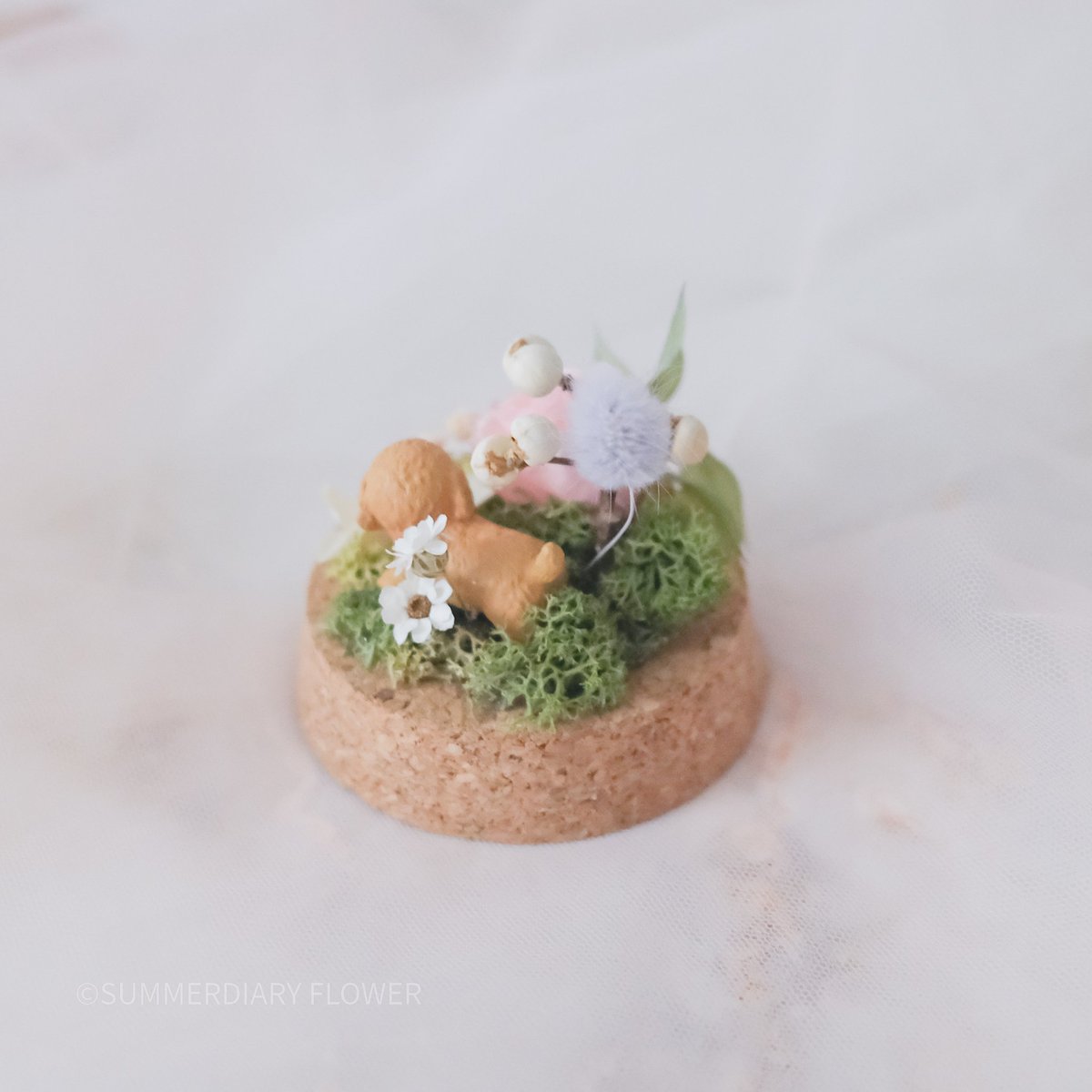 앞뒷모습 모두 심쿵♡
귀요미 푸들버전 꽃밭의 동물 유리돔💕🌳
문의는 DM 주세요🥰🥰