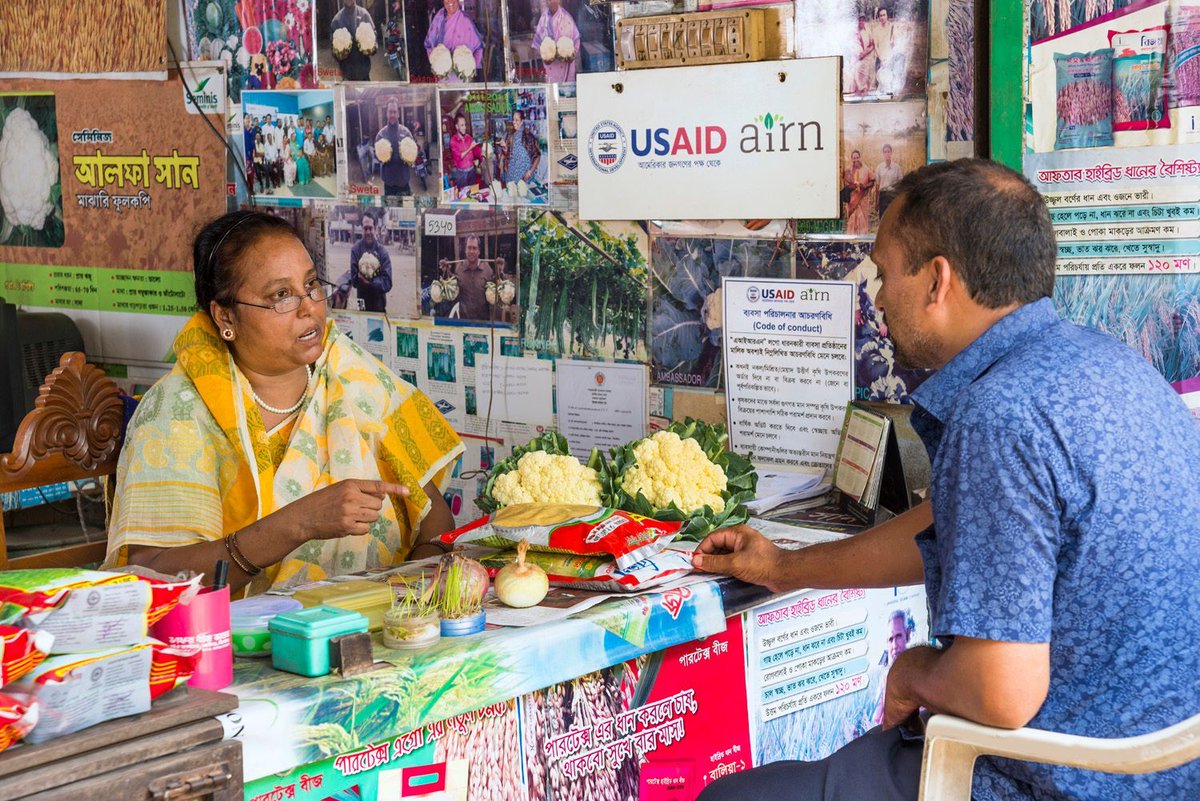 CNFA's tweet photo. To increase #agricultural productivity &amp; address #foodsecurity challenges, CNFA supported the development of the Agro-Input Retail Network #AIRN in #Bangladesh–a network providing high-quality technical training &amp; advisory services to support smallholder farmers. @USAIDBangladesh https://t.co/U7CqOEz98j
