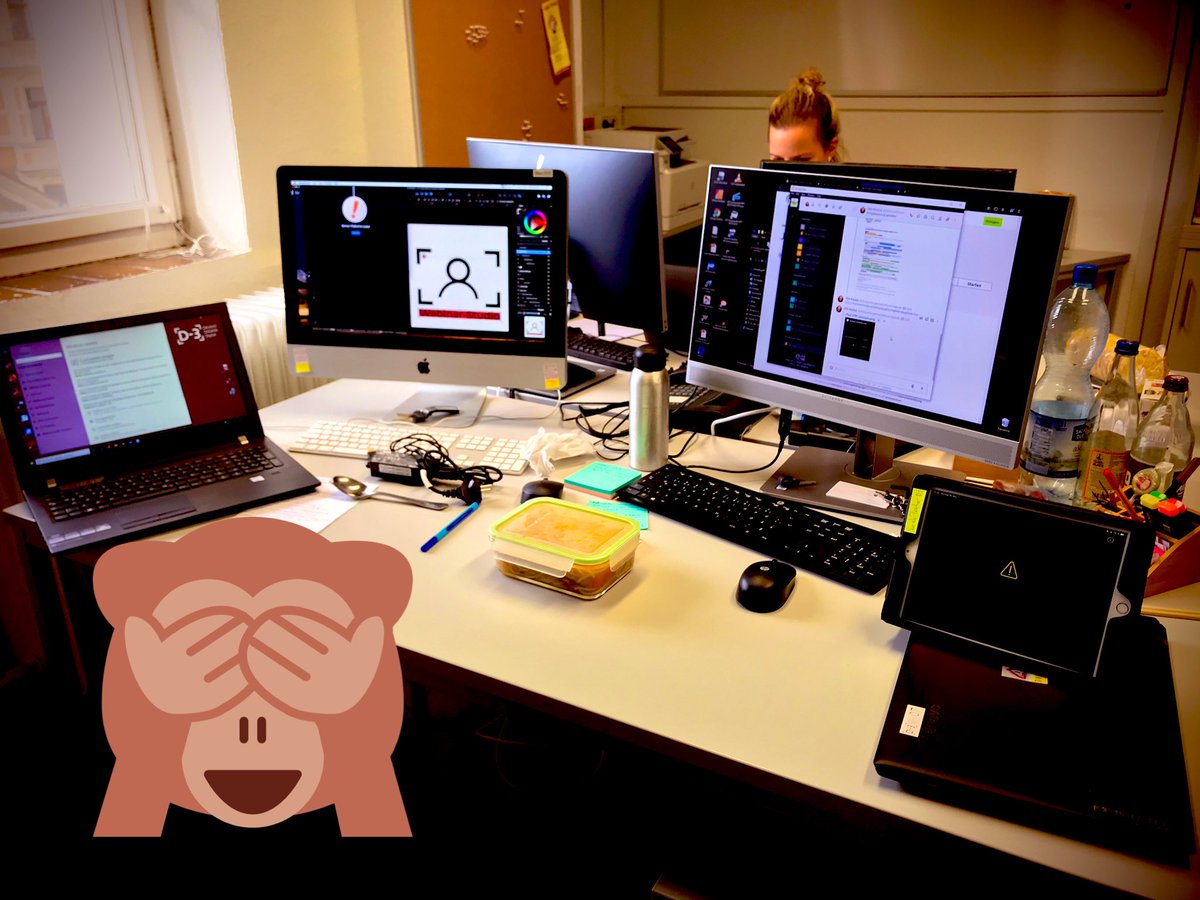 D3_Projekt's tweet photo. #Multiscreen / #Audiorouting Eindrücke von Gestern. Als #Medientechniker arbeitet man auch mal an 4 Bildschirmen zugleich: #Leihlaptop Updates, #Logo Design, kollegiales #messaging und #iPad Verwaltung via #MDM / Audio #routing für Lehrende (#Systemsound + #Mic) im #WebinarStudio https://t.co/m2LxpleNKL