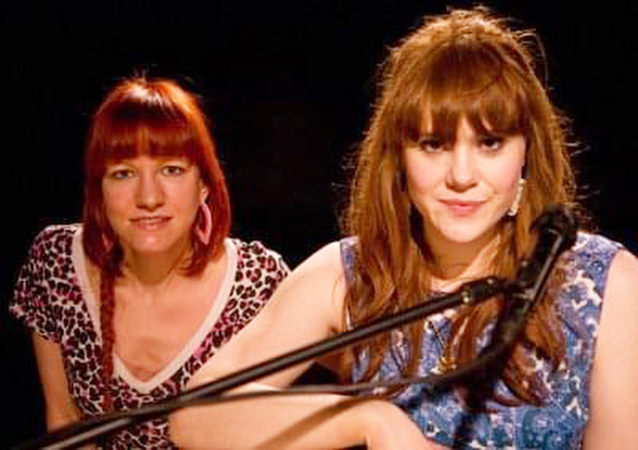 lyndseyparker's tweet photo. Here’s a pic from the #madeofbricks era when I first interviewed @katenash. Today at 5pm PT/8pm ET we’ll be reunited on @siriusxmvolume’s #volumewest for an interview about her eye-opening/jaw-dropping doc #underestimatethegirl! Director Amy Goldstein will also join us. Tune in! https://t.co/CZQly3JoIe