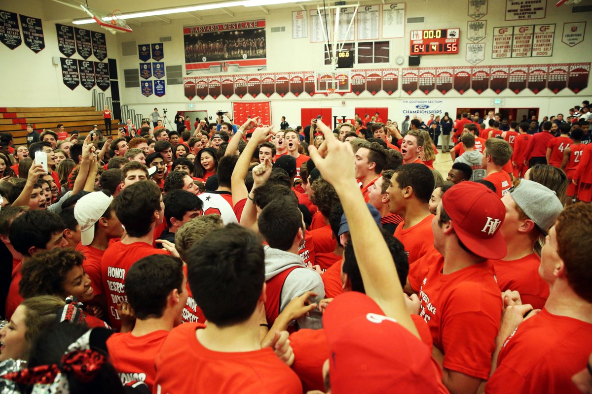 HWSchool's tweet photo. On some Tuesdays, we time travel to past Harvard-Westlake events. Remember this exciting game day in 2016?
#tuesdaytimetravel #harvardwestlake #hwschool #gameday #blastfromthepast #precovid https://t.co/62DnJZsQT1