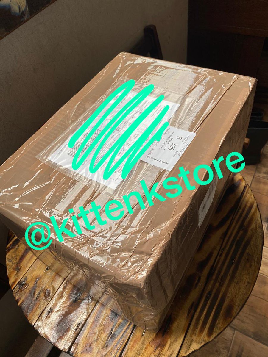 KittenKStore's tweet photo. #KittenStoreUpdates
Caixa 3/4 do Treasure chapter two (com envio pros eua) já está aqui em casa em perfeito estado 🥺❤️
Vamos esperar todas chegarem pra começar a fazer a troca de cards e envios. https://t.co/exLxGXe3hB