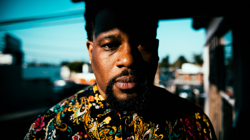 PasteMagazine's tweet image. Open Mike Eagle (@mike_eagle) shares video for &quot;Headass (Idiot Shinji),&quot; taken from his acclaimed album &apos;Anime, Trauma and Divorce.&quot; Watch here: bit.ly/2KbXSG5