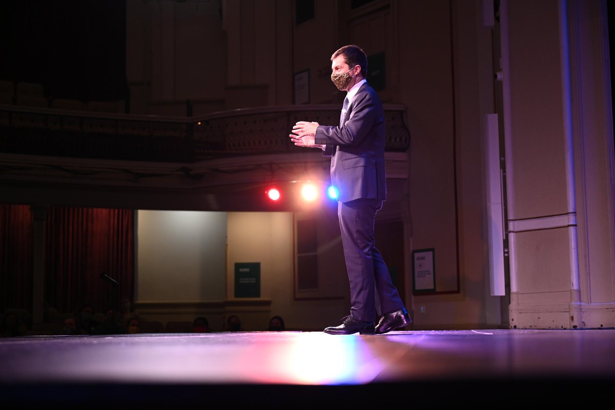 Pete Buttigieg tweet media