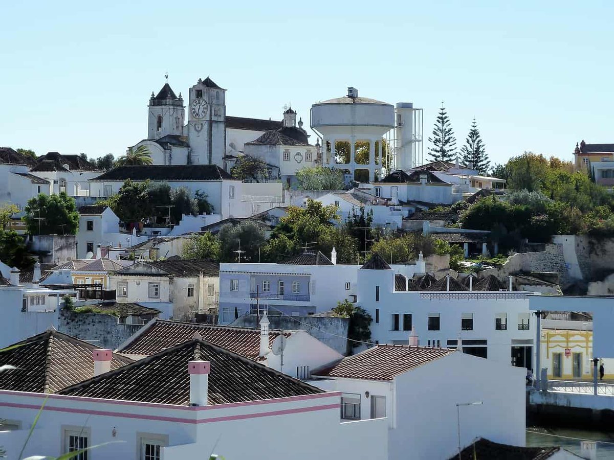 Next we have Tavira, the closest city to Santa Luzia, and the place where I went to high school. It's been inhabited by different cultures and peoples, has wonderful food, and there are also flamingos to be seen along its salt works (Salinas).