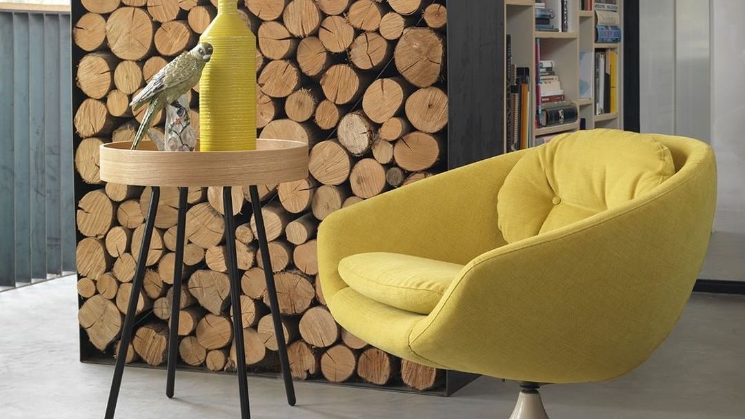 Endless Versatility. "Hot Madison" is where every scheme should start. With 150-colorways, this durable linen blend with luxe suede finish is always in-stock and ready to ship, making it a solid solution for your project.
#interiordesign #jabanstoetz