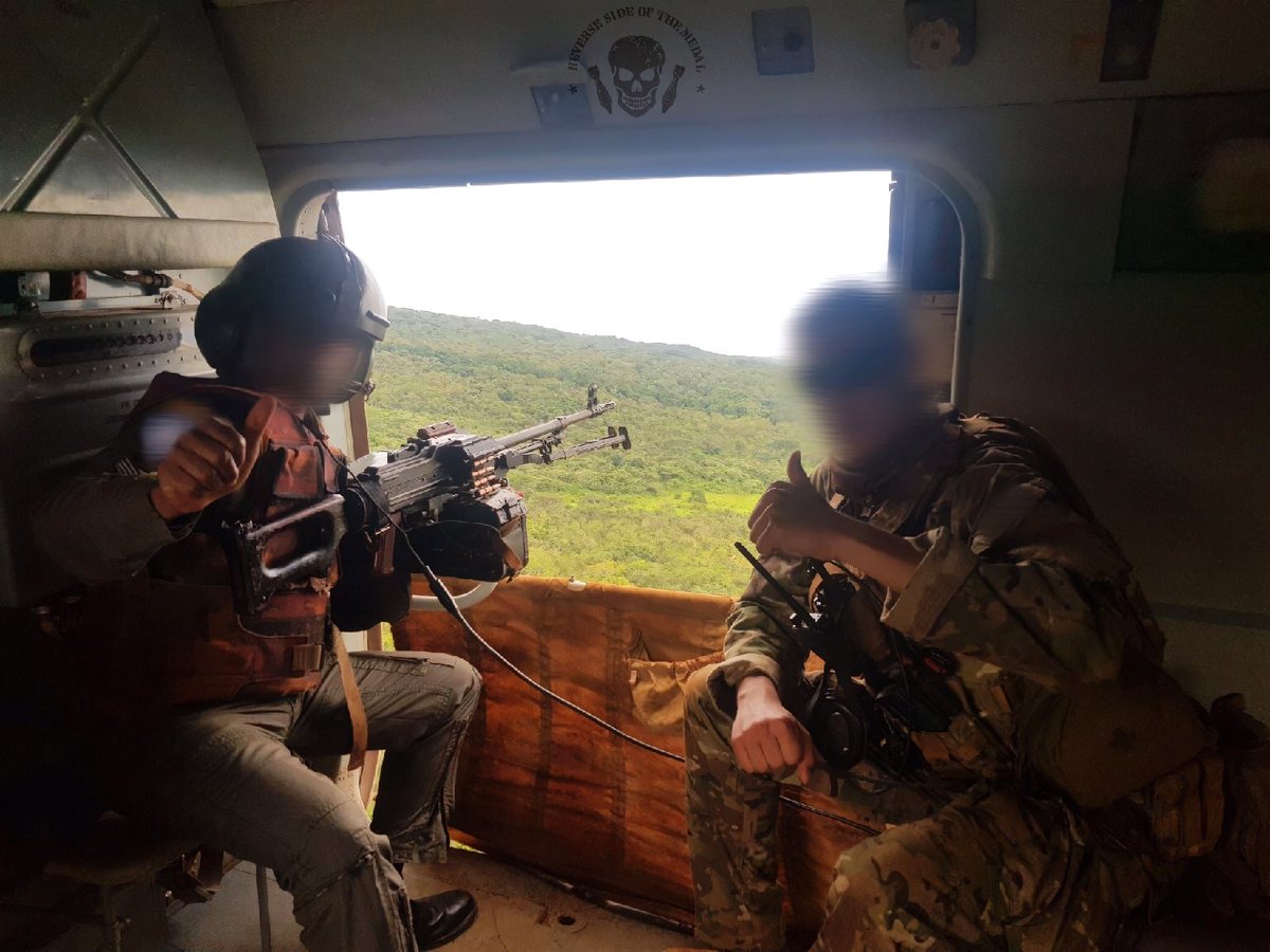 Presumably, Russian soldiers or private military contractors in CAR. 12/ https://vk.com/al_feed.php?z=photo-187527798_457241725%2Falbum-187527798_00%2Frev