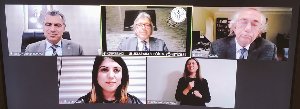eyuder's tweet photo. TÜRKİYE' nin En Büyük Kongresi EYFORXI,
@oygmmeb Sn. Doç. Dr. @adnanboyaci 'nın Paneli ile Başladı.
Toplam 3 platformdan aynı anda canlı yayınlandı ve 3.000'e yakın katılımcı izledi.
Teşekkürler @adnanboyaci , @ademcilek , @MustafaOzcan51 👏
Teşekkürler Değerli Öğretmenlerimiz. https://t.co/6yPW5SxOk9