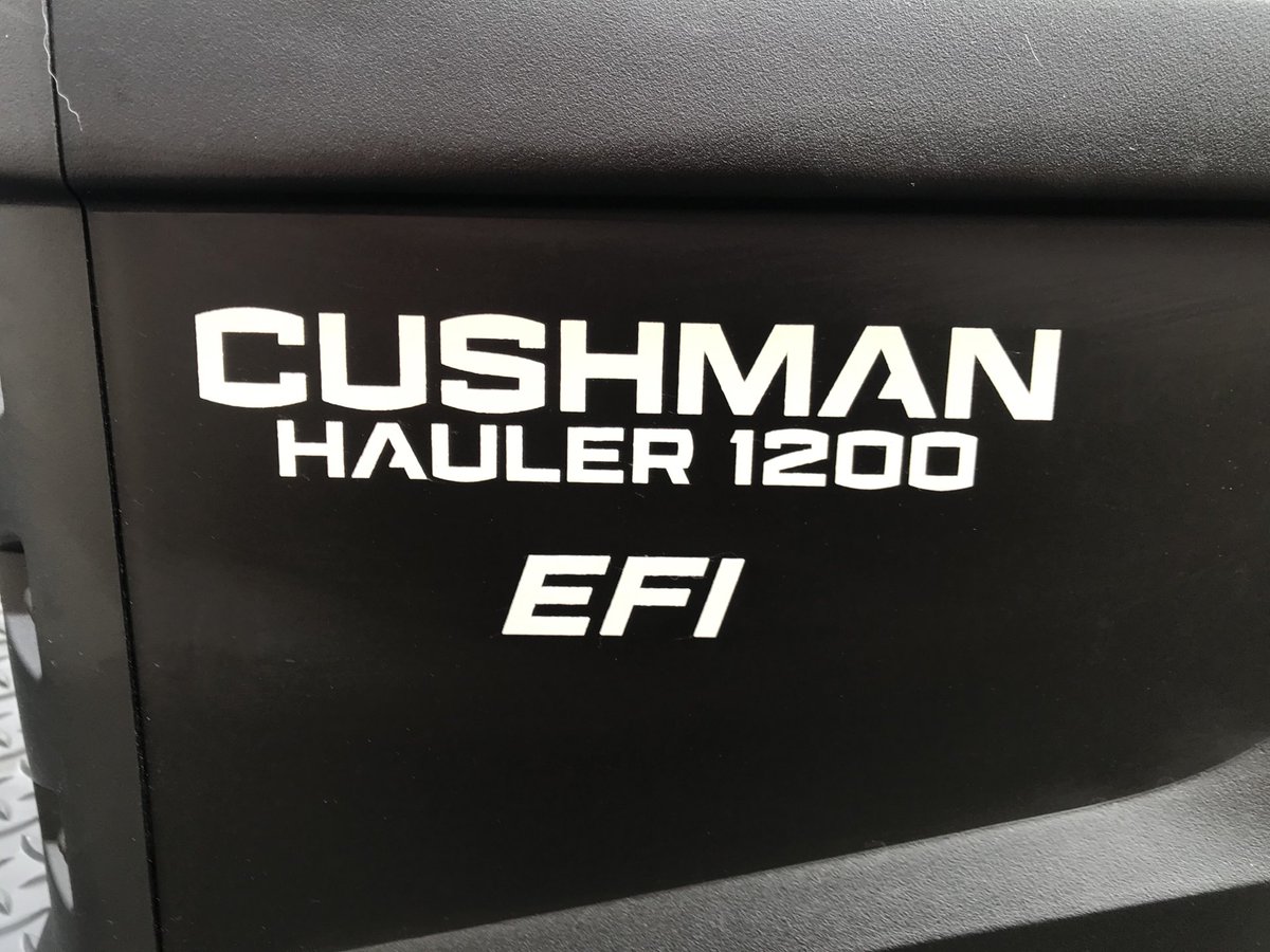 andrewingham17's tweet photo. Beautiful, crisp, and clear fall day to welcome a new customer to the ⁦@fivestargolfcar⁩ family. Robert T Lynch Golf Course received 6 ⁦@CushmanVehicles⁩ today that included Hauler 1200 Gas and Hauler Pro 72v Utility Vehicles. Truly thankful for the business. https://t.co/3eoXhIwtcD
