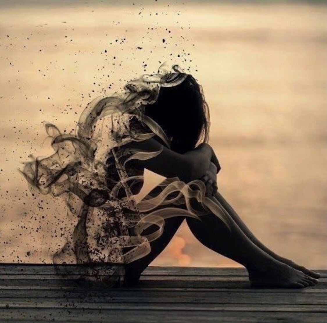 JanieVanHalen's tweet image. Sometimes the person perceived as the strongest is actually the weakest. Broken &amp;amp; lost but finally starting therapy today for the emotional support &amp;amp; help I need. #notashamed #toomuchfortoolong #sufferinginsilence 
#husband #cancersux
#brother #addictionsux
#stepdad #dad