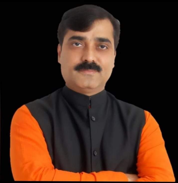 @JIBESHKUMARBJP जी बिहार सरकार में श्रम मंत्रालय एवम् पर्यटन मंत्रालय की जीमेदारी मिलने पर बिहार के तमाम CITS प्रशिक्षित अनुदेशक की तरफ से हार्दिक बधाई। मैं आशा करता हूं कि अब जल्द ही आईटीआई कॉलेज की बत्तर हालातो में सुधार होगी। <a href="/narendramodi/">Narendra Modi</a> <a href="/byadavbjp/">Bhupender Yadav</a> <a href="/rajnathsingh/">Rajnath Singh</a>