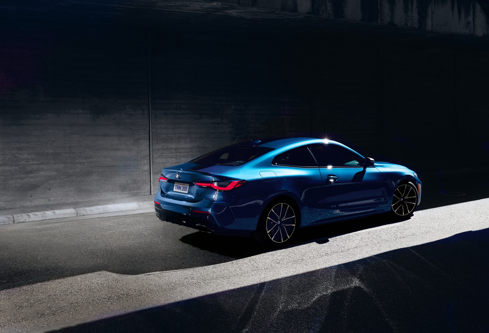 Modern aesthetics, #BMW engineering, and cutting-edge technology come together in the all-new BMW #4Series Coupe. 

Learn More:  bit.ly/3nyBwwZ