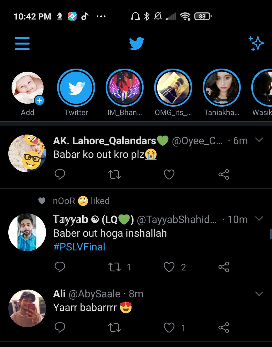 Livlaughlovee1's tweet photo. @Oyee_Chup_  ,,awyy jani 😭😂🖤😅🙊.
@TayyabShahidAn1  app ka confident 😅🙊🖤

@AbySaale  app ka support 😅🙊🖤.
For babar.

#PSLVFinal  uff, https://t.co/mcegOSL2y3