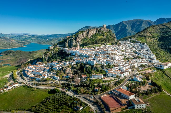 #ViveAndalucia | Descubre los pueblos más bonitos de Andalucía que puedes visitar cuando todo haya pasado tuscasasrurales.com/blog/pueblos-m… vía @tuscasasrurales
