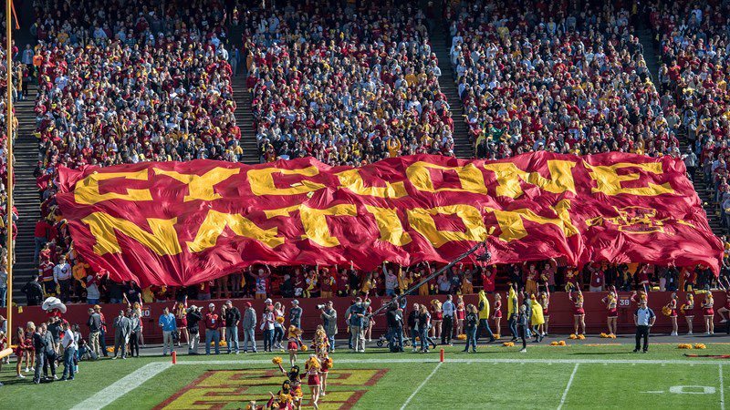 KingJaylin5's tweet photo. Blessed to receive an offer from Iowa State University! #GoCylones @DKMcDonald1 @DerekHoodjer @T_Mouser @CycloneFB https://t.co/bKx54tEGjH