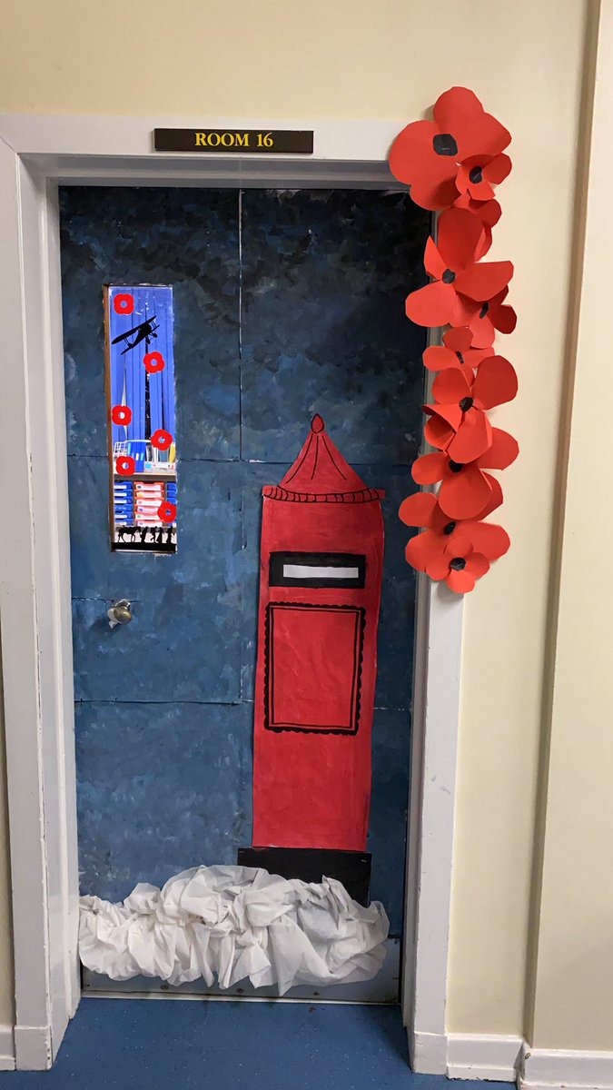MrsNScott2018's tweet photo. P6/7 @MayfieldPS have had a creative afternoon getting their door ready for our Book Week Scotland school challenge. We have been reading ‘The Last Post’ as we learn about WW1. #CreativeCarys #BookWeekScotland @keith_campion https://t.co/moqQ7urxhQ