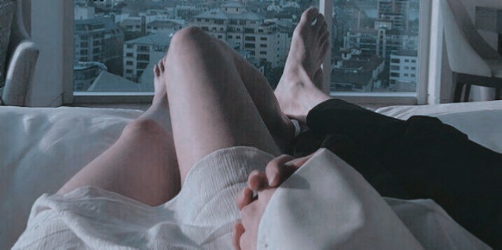 httpdattebayo's tweet image. ⠀⠀⠀𔘓 kuroken short au! 𔘓
ɪᴛ ɪs ʏᴏᴜʀ ʙɪʀᴛʜᴅᴀʏ, ᴛᴇsᴛᴜʀᴏᴜ!

No primeiro ano morando sozinho as frustrações dos seus antigos aniversários ainda acompanhavam Kuroo, só não contava que, Kenma planejava uma comemoração disposto a dar um novo significado a data.