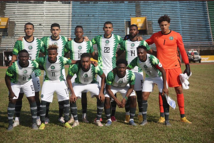 Footballogue's tweet photo. [#QualifCAN2021🏆] SIERRA LEONE🇸🇱 0-0 🇳🇬NIGERIA

⏱ FIN DU MATCH !

Le Nigeria doit encore prendre un point pour se qualifier pour la CAN 2021.

#SIENIG https://t.co/ArQRUzYjeU