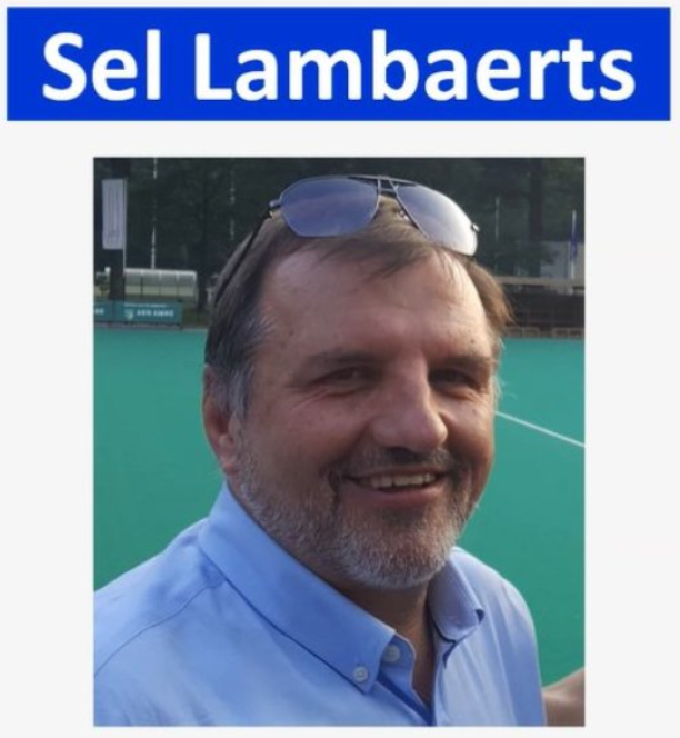 ToonDeBie's tweet photo. Sel Lambaerts gaf mij en een aantal collegastudenten deze avond heel wat raad en tips over zijn ervaringen als entrepreneur. Ik onthoud vooral dat je niet in je eentje entrepreneur wordt want connecties en partners zijn onmisbaar. Bedankt Sel en Axl! #itfactory #thomasmore https://t.co/2C3BoYkTUp