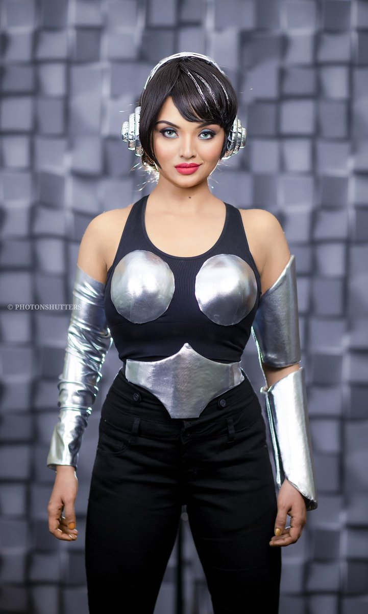 photonshutters's tweet photo. AISHWARYA RAI RECREATION 
please follow us on Instagram
https://t.co/P1vhLs8hRk

#AishwaryaRaiBachchan #fashionphotography #behindwoods #IndiaGlitz 

Muse: @skmenon_
Mua: @makeupraanii
Hairstyle: @yuvarsmakeupartist
Studio: @elfotografo. https://t.co/GDnV9QQ0h4