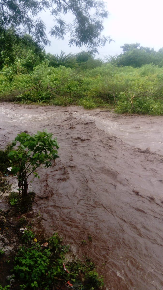 nuevaya's tweet photo. Imágenes correspondientes al sector de la La trinidad Norte, en Ciudad Sandino #HuracanIOTA https://t.co/GctFeL5ByS