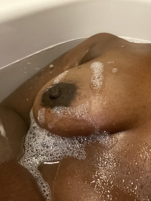 Might reinvent myself after lockdown 2.0 🥴 BlackBoobyBabe cos this booty hasn&rsquo;t been in the gym in a<a href="/tag/sex"class="tags"><span>#sex</span></a><a href="/tag/porn"class="tags"><span>#porn</span></a><a href="/tag/ass"class="tags"><span>#ass</span></a><a href="/tag/horny"class="tags"><span>#horny</span></a><a href="/tag/pussy"class="tags"><span>#pussy</span></a><a href="/tag/boobs"class="tags"><span>#boobs</span></a><a href="/tag/cock"class="tags"><span>#cock</span></a><a href="/tag/pornhub"class="tags"><span>#pornhub</span></a>