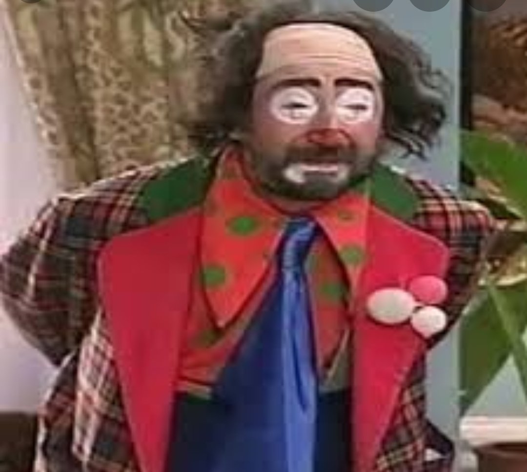 Los que pensábamos que la roja jugaría bien 
#LaRojaxCHV #chilevsvenezuela  #chile #EliminatoriasSudamericanas