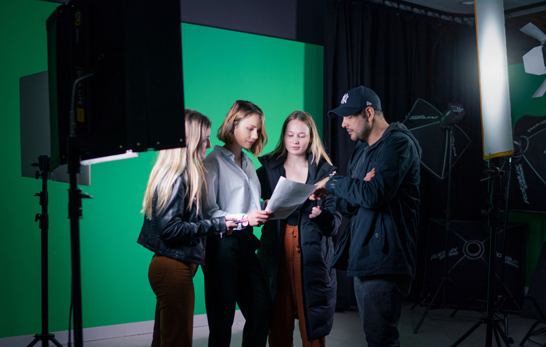 Macleay College tweet media