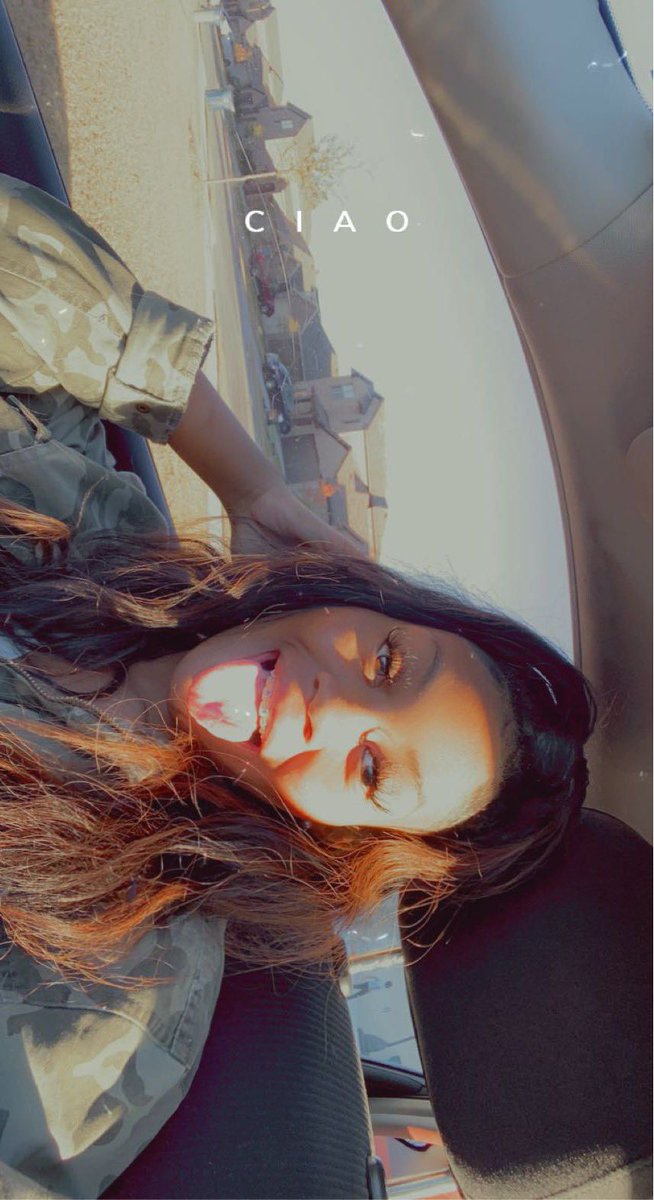 EndiaJanay's tweet photo. you know I love them braces them big lips that red skin 🥰🥴 https://t.co/4yzToTN5jl