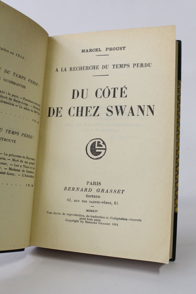 y comenzó a redactar _Contre Sainte-Beuve_, obra híbrida entre novela y ensayo con varios pasajes que luego pasarían a _À la recherche du temps perdu_.Aislado socialmente, se dedicó en cuerpo y alma a ese proyecto. El primer fruto de ese trabajo sería _Du côté de