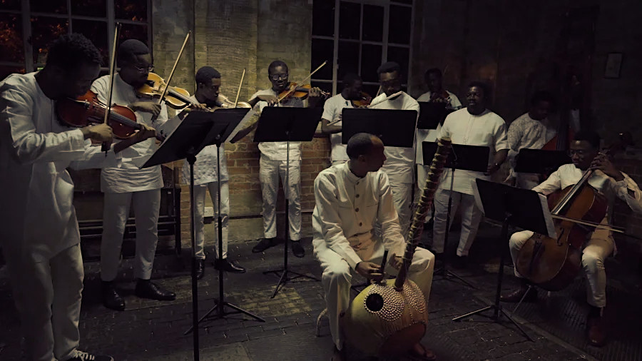 Tunde Jegede and NOK Orchestra based in Lagos, Nigeria. Established in 2015. Up to 30 Western classical & trad. instrumentalists fr different Nigerian regions/ethnic groups. http://www.tundejegede.org/  #Orchestra  #OrchestraDiversity  #DiversityofOrchestra 33/