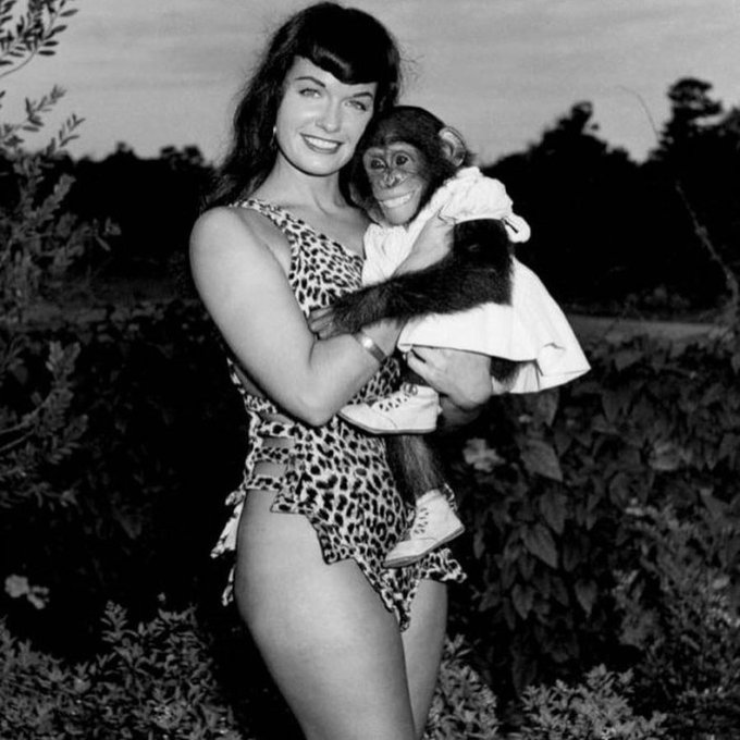 2 pic. The perfect pinup + primate playdate! 👸🏻💞🐒 Could Bettie possibly be any more beautiful, sweet