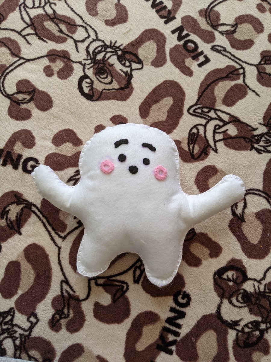 真那 フェルトでぷしゅぷしゅ作ってみた フェルト触ったのなんて何年ぶりだろう ちょっと手が細すぎたな 笑 気にってくれたかは不明 笑 シナぷしゅ ハンドメイド フェルト ぬいぐるみ ぷしゅぷしゅ T Co Klkwl9oxuz Twitter