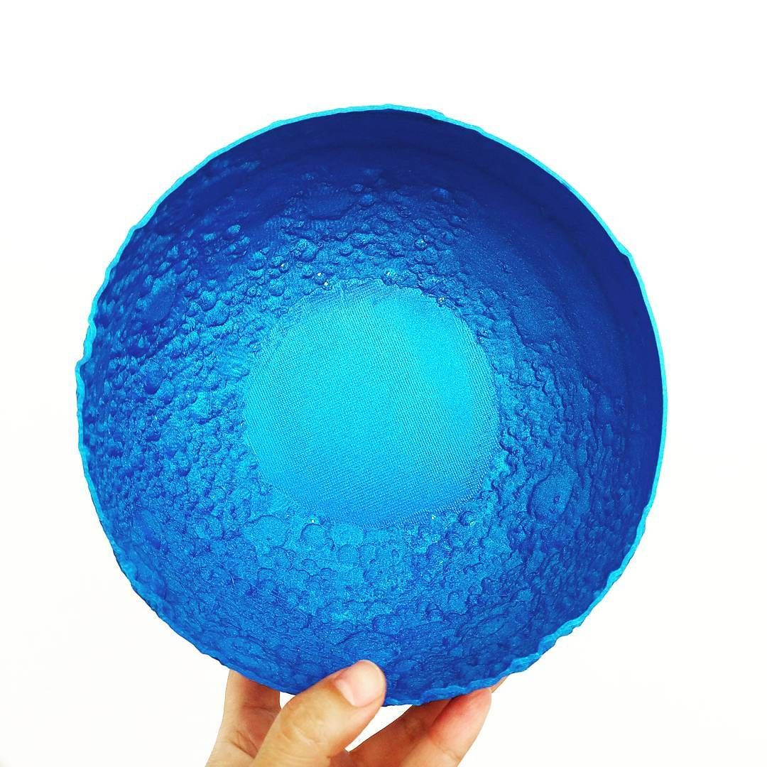 gCreate3D's tweet photo. Check out this beautiful surface of the moon bowl printed by @annaeunhaelee using @Proto_pasta HTPLA in @3dprintingnerd / @joeltelling High-Five Blue! #3dprinting #gcreate #gmaxprinter https://t.co/k38tMOopIS
