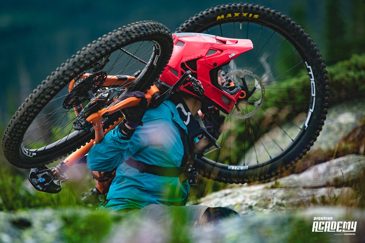 NoTubes's tweet photo. The @pinkbike Academy riders are digging their #flowEX3 wheelsets! We're pumped for episode 6 to drop on Thursday. #onlystans https://t.co/HKzp4g695Y