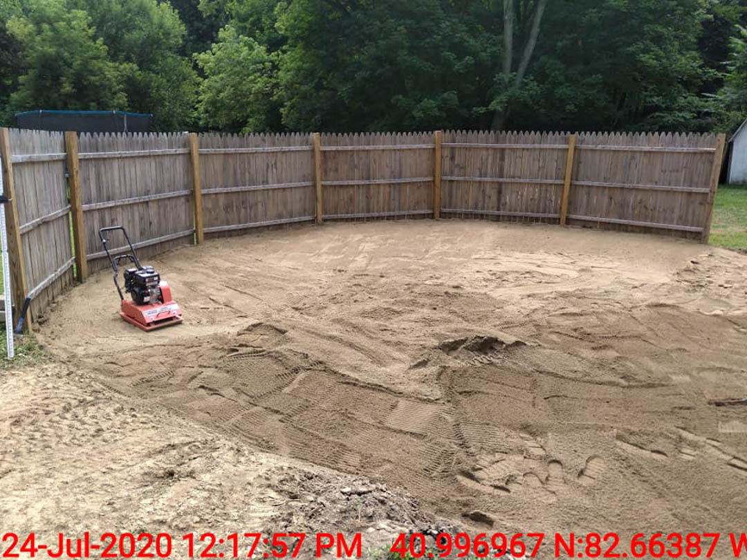 BWCompactExcvtg's tweet image. I utilize the latest equipment and techniques to ensure that your home improvements, renovations, and repairs are clear of any surprises that could hinder your project’s progress. For more information give me a call at (419) 294-8495! #LandLeveling #StoneDrivewayInstallation  ...